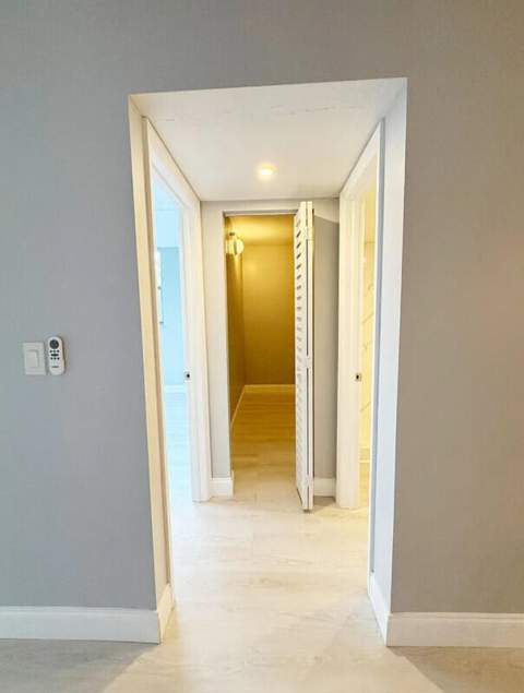 3300 W Rolling Hills Circle #410, Davie FL - photo 7 of 12