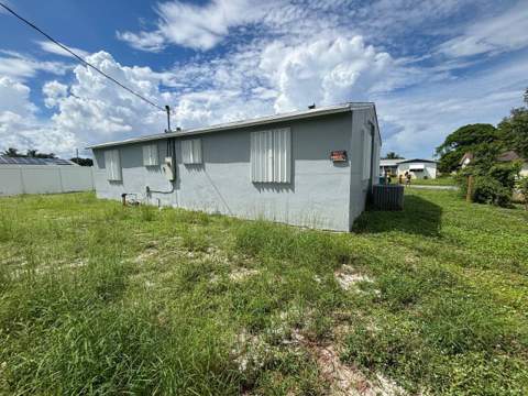 420 NW 9th Avenue, Boynton Beach FL - photo 22 of 25