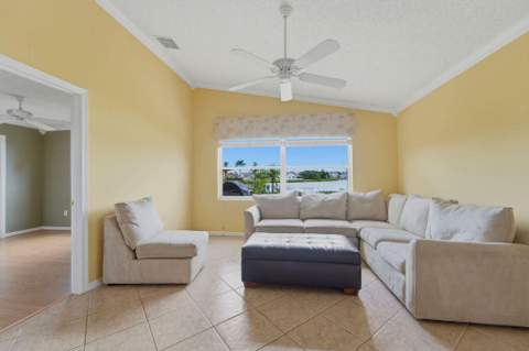 10884 Paso Fino Drive, Wellington FL - photo 10 of 54