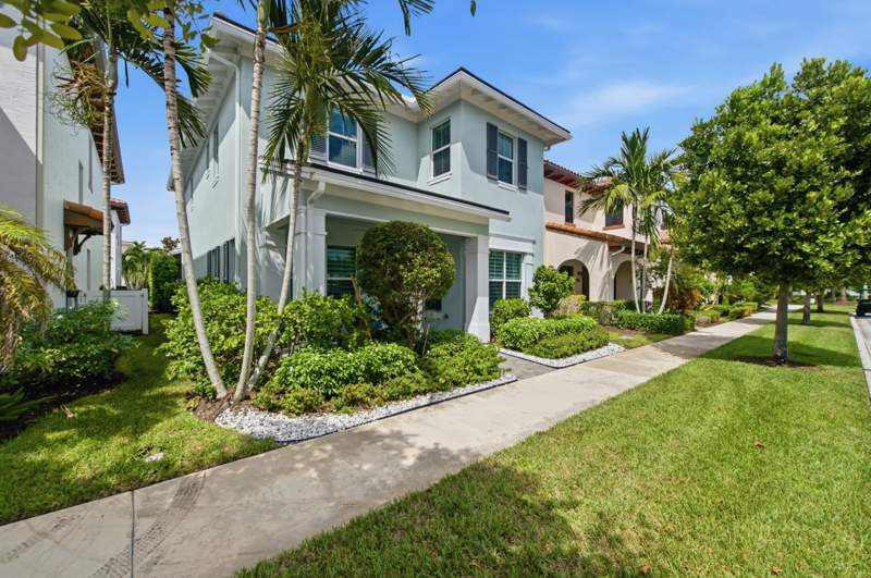 3 bedroom Single Family Residence at 8015 Hobbes Way, Alton Neighborhood 1, Palm Beach Gardens — photo 3