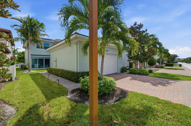 3 bedroom Single Family Residence at 8015 Hobbes Way, Alton Neighborhood 1, Palm Beach Gardens — photo 4