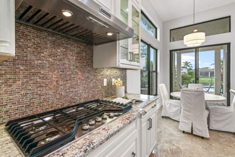9512 Eden Roc Court, Delray Beach FL - photo 18 of 68