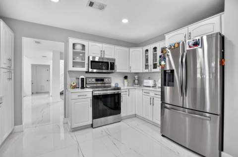 5283 Park Place Circle, Boca Raton FL - photo 11 of 38