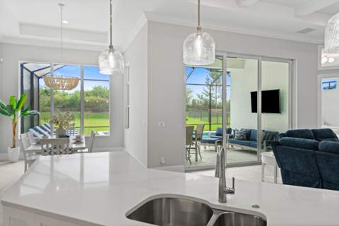 9315 SW Pinnacle Place, Port St. Lucie FL - photo 18 of 60