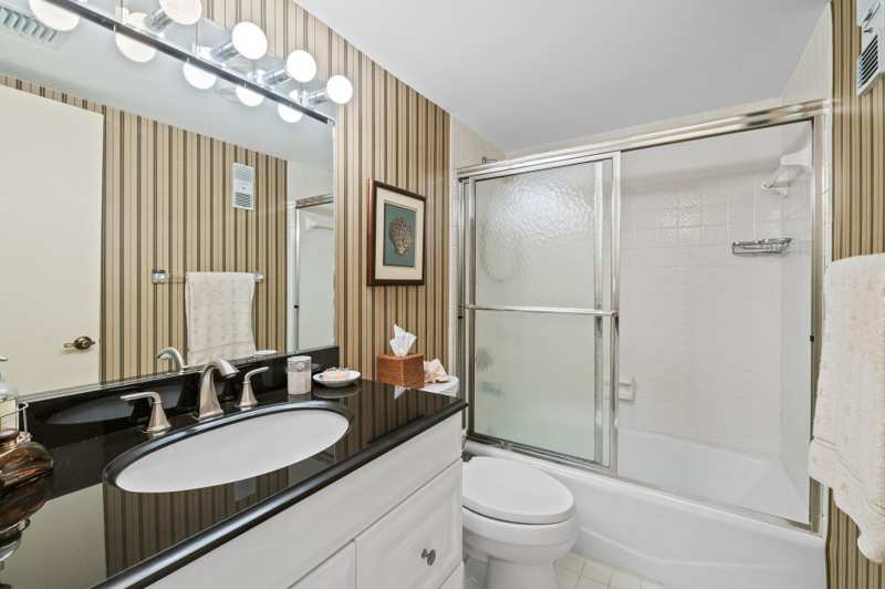 3 bedroom Condominium at 3930 Inverrary Boulevard #608-D, 18th Hole At Inverrary Condo, Lauderhill — photo 1