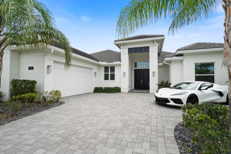 4 bedroom Single Family Residence at 9315 SW Pinnacle Place, Belterra Phase 1 Plat 2, Port St. Lucie — photo 2