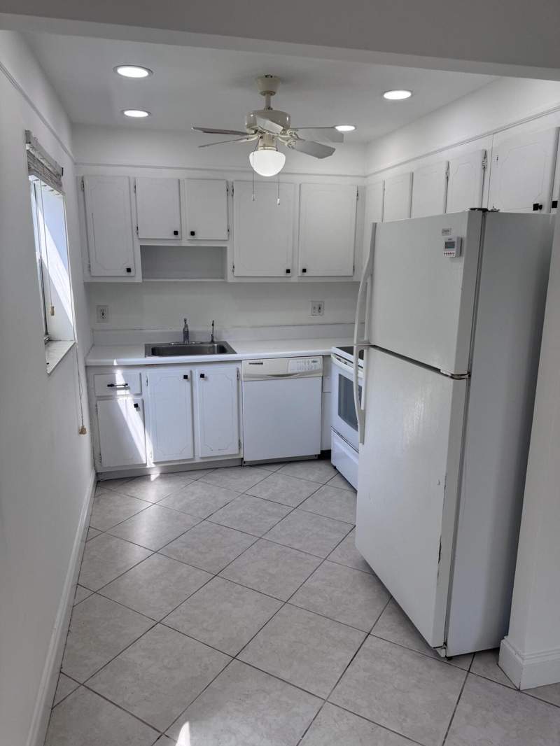 2 bedroom Condominium at 484 Monaco K #484, Kings Point Monaco Condos, Delray Beach — photo 5