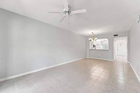 7623 Southampton Terrace #312, Tamarac FL - photo 12 of 17