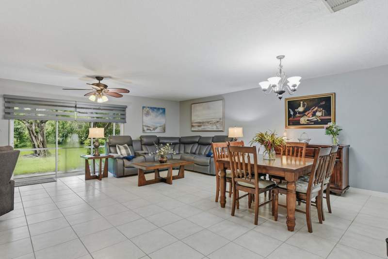 3 bedroom Townhouse at 4864 Pinemore Lane, Willoughby Farms, Lake Worth — photo 5
