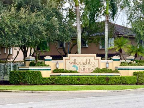 4864 Pinemore Lane, Lake Worth FL - photo 24 of 27