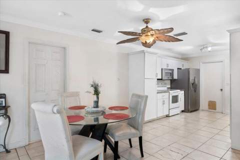 7409 Penny Lane, Fort Pierce FL - photo 9 of 34