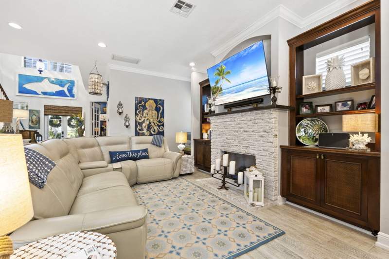 6 bedroom Single Family Residence at 1630 SW Prosperity Way, Hamilton Place, Palm City — photo 5