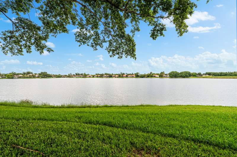 1 bedroom Condominium at 11721 W Atlantic Boulevard #725, Palms Point Condo, Coral Springs — photo 2