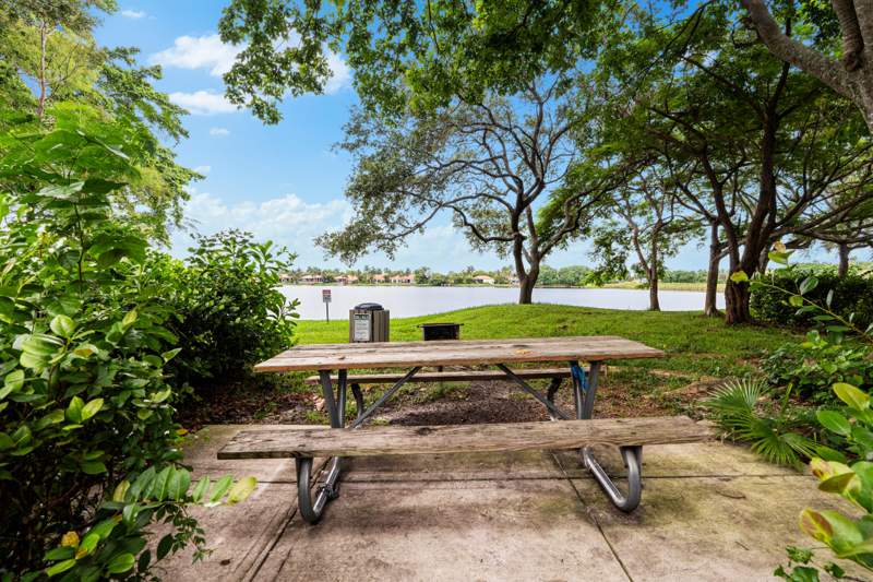 1 bedroom Condominium at 11721 W Atlantic Boulevard #725, Palms Point Condo, Coral Springs — photo 3