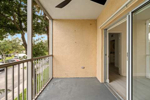 11721 W Atlantic Boulevard #725, Coral Springs FL - photo 8 of 42
