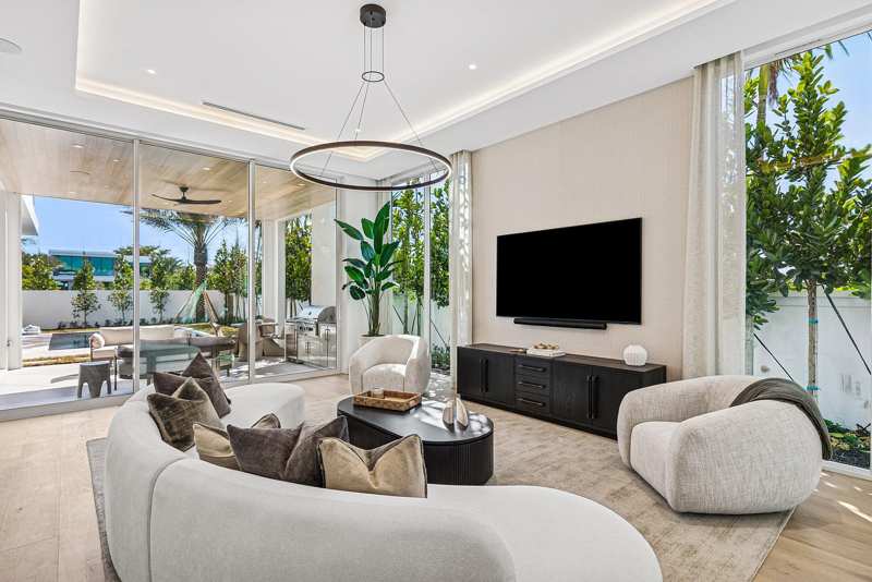5 bedroom Single Family Residence at 330 Grove Place, Grove Estates, Delray Beach — photo 1