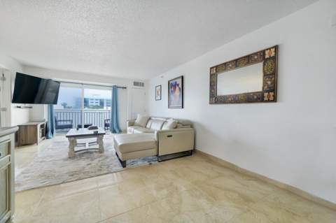 4511 S Ocean Boulevard #503, Highland Beach FL - photo 14 of 25
