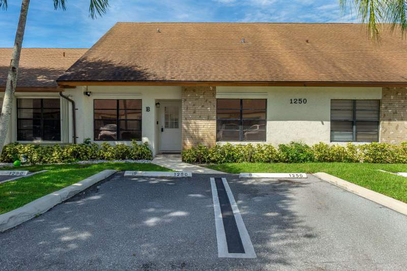 2 bedroom Villa at 1250 PARKSIDE GREEN Drive #B, PARKSIDE GREEN, Greenacres — photo 1
