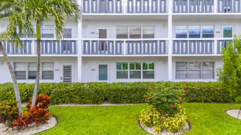 1017 Berkshire A #1017, Deerfield Beach FL - photo 23 of 51