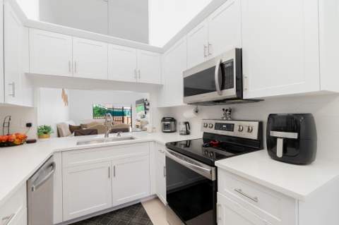 1250 Parkside Green Drive #B, Greenacres FL - photo 7 of 39
