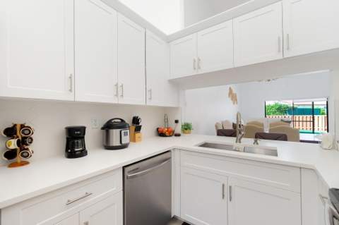 1250 Parkside Green Drive #B, Greenacres FL - photo 8 of 39
