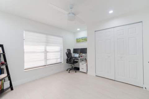 1250 Parkside Green Drive #B, Greenacres FL - photo 11 of 39