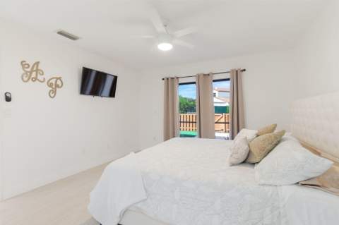 1250 Parkside Green Drive #B, Greenacres FL - photo 19 of 39