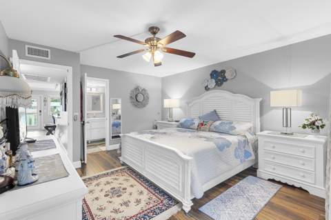 2041 Lyndhurst J, Deerfield Beach FL - photo 17 of 70