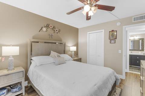 2041 Lyndhurst J, Deerfield Beach FL - photo 22 of 70
