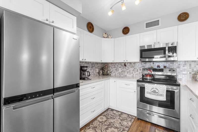 2 bedroom Condominium at 2041 Lyndhurst J, Lyndhurst J Condo, Deerfield Beach — photo 5
