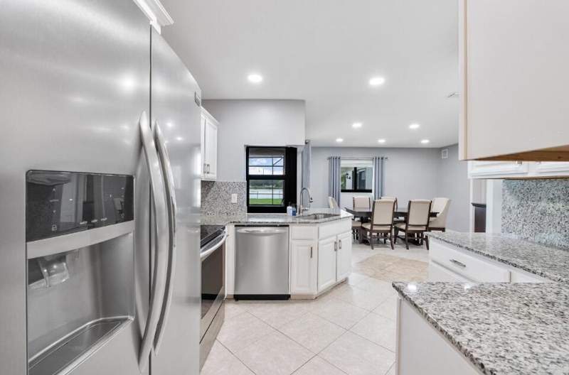 4 bedroom Single Family Residence at 711 NW 45TH Avenue, Coconut Creek, Coconut Creek — photo 4