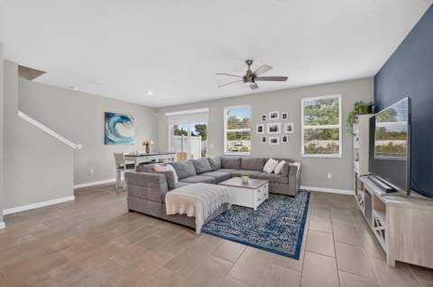 5600 Mentmore Drive, West Palm Beach FL - photo 16 of 63