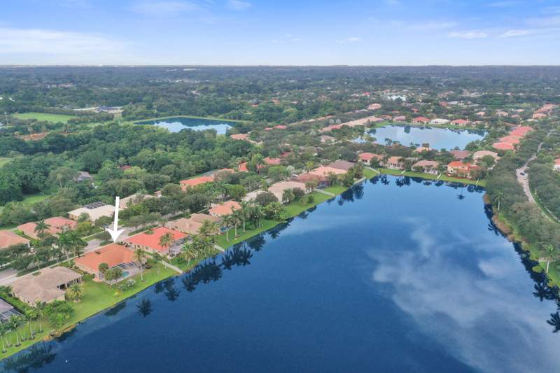 5 bedroom Single Family Residence at 12571 Countryside Terrace, Country Glen, Cooper City — photo 4