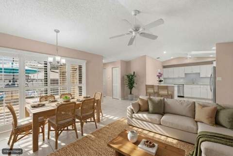 1531 Pheasant Walk #C, Fort Pierce FL - photo 6 of 27