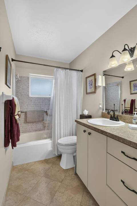 2990 Crosley Drive #G, West Palm Beach FL - photo 23 of 38