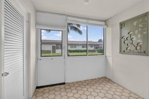 2990 Crosley Drive #G, West Palm Beach FL - photo 24 of 38