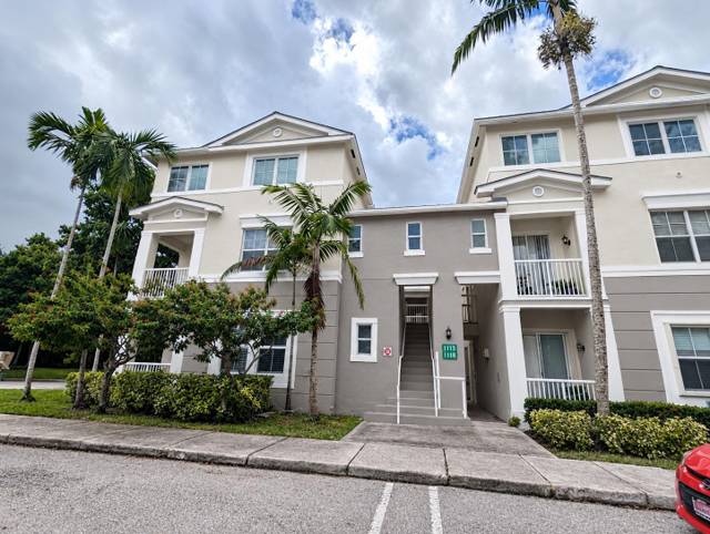 1114 Shoma Drive, home for sale in Royal Palm Beach