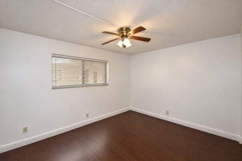 5220 Las Verdes Circle #220, Delray Beach FL - photo 9 of 30