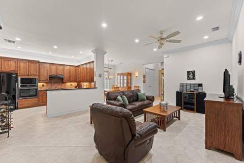 11025 Carmelcove Circle, Boynton Beach FL - photo 8 of 67