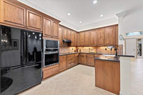 11025 Carmelcove Circle, Boynton Beach FL - photo 12 of 67