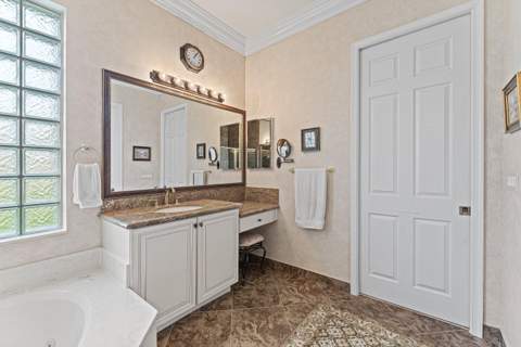 11025 Carmelcove Circle, Boynton Beach FL - photo 18 of 67
