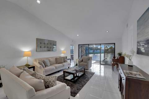 22791 Trelawny Terrace #D, Boca Raton FL - photo 8 of 38