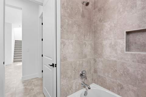 13985 Spruce Pine Drive, Westlake FL - photo 21 of 59
