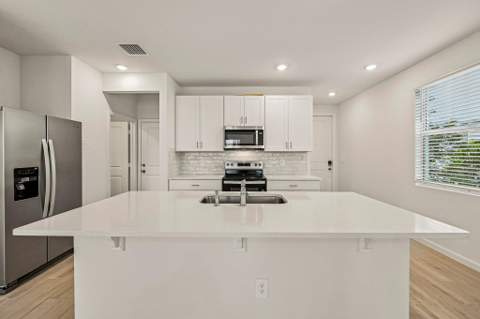 643 Salisbury Circle, Fort Pierce FL - photo 13 of 34