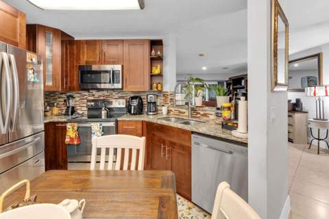 1375 SW 48th Terrace, Deerfield Beach FL - photo 8 of 67