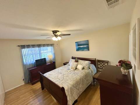 2811 Ashley Drive #E, West Palm Beach FL - photo 13 of 41