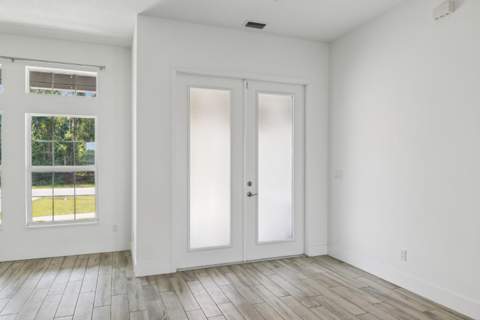 1791 SW Effland Avenue, Port St. Lucie FL - photo 10 of 53