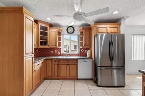 6049 Dusenburg Road, Delray Beach FL - photo 12 of 64