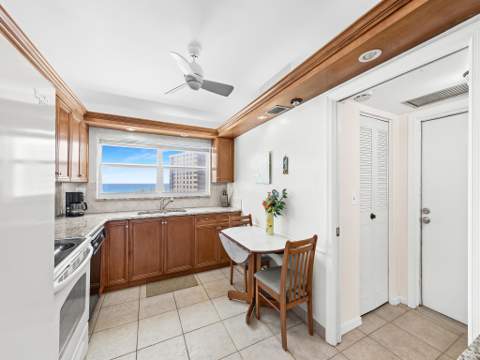 3310 S Ocean Boulevard #928d, Highland Beach FL - photo 11 of 40