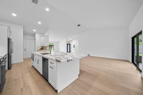 5725 Aspen Green Court, Delray Beach FL - photo 15 of 42